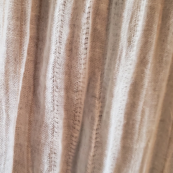 Cream lightweight Gap Scarf - Picture 4 of 5